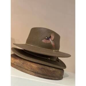 NEW VAN PALMA women's dakota hat in sand soft blush